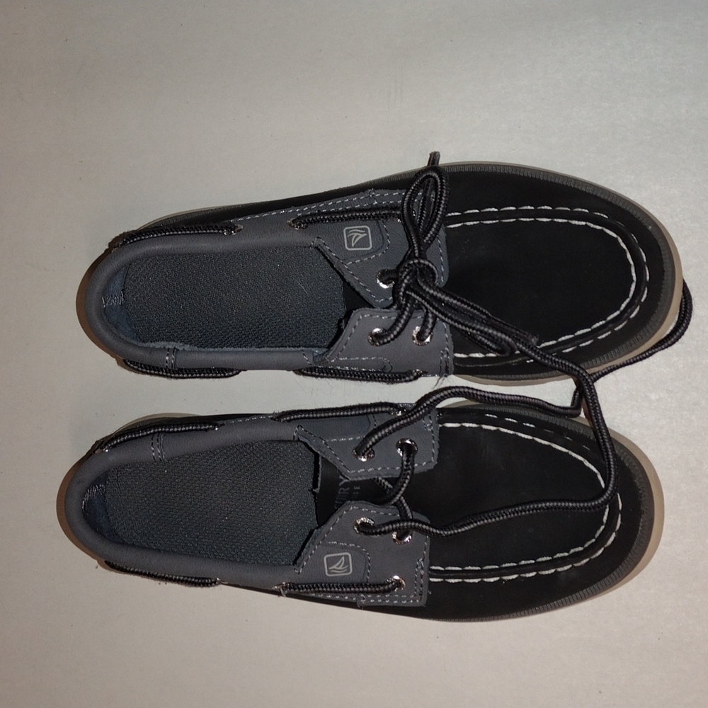 Sperry Boy's Classic Boat Shoe Size 13.5